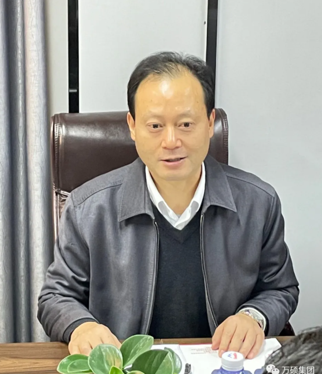 安徽萬碩科技產(chǎn)業(yè)（集團(tuán)）有限公司和安徽理工大學(xué)共建“產(chǎn)學(xué)研合作基地”揭牌儀式隆重舉行