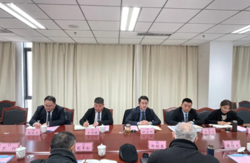 安徽萬(wàn)碩科技產(chǎn)業(yè)（集團(tuán)）有限公司董事長(zhǎng)祝云輝與安徽理工大學(xué)洽談校企合作