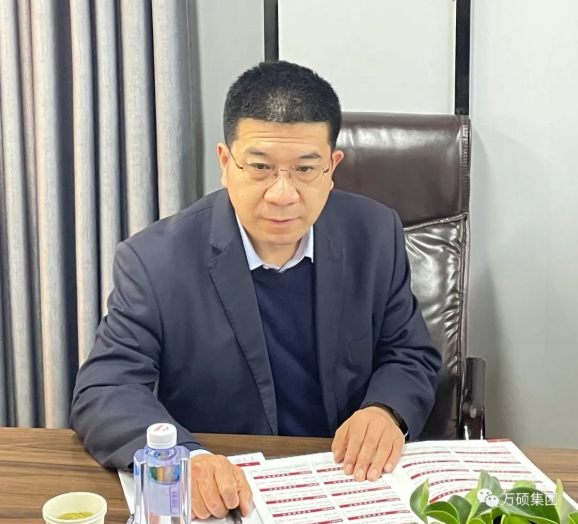 宿州市埇橋區(qū)副區(qū)長(zhǎng)左黃奇，埇橋區(qū)科技局局長(zhǎng)祁傳銀，生產(chǎn)力促進(jìn)中心主任葉雪柏等領(lǐng)導(dǎo)來萬碩集團(tuán)調(diào)研指導(dǎo)