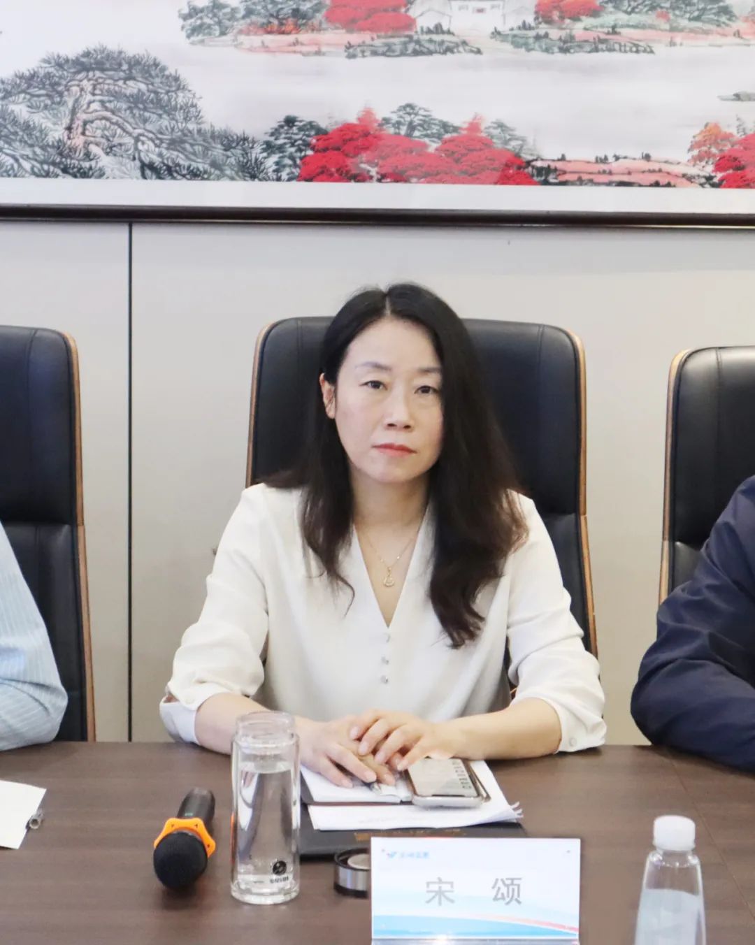 埇橋區(qū)工商聯(lián)(總商會)主席輪值暨人才沙龍下午茶“人才逐夢 創(chuàng)新埇城”主題活動在安徽萬碩科技產(chǎn)業(yè)(集團)有限公司順利召開 埇橋區(qū)工商聯(lián)(總商會)主席輪值暨人才沙龍下午茶“人才逐夢 創(chuàng)新埇城”主題活動在安徽萬碩科技產(chǎn)業(yè)(集團)有限公司順利召開